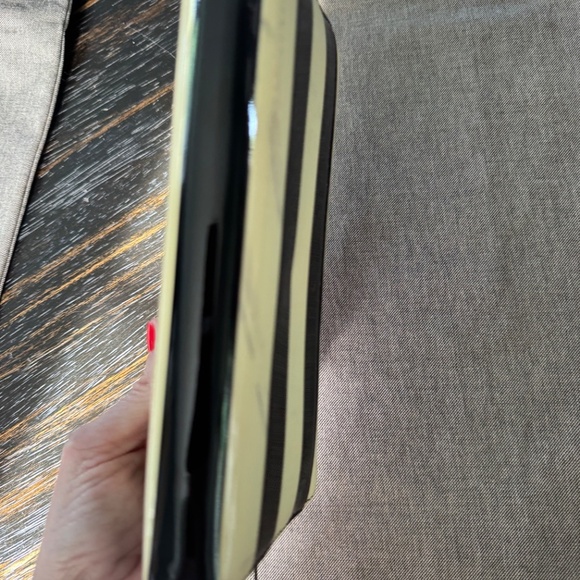 Kate Spade Neda Penn Valley Wallet - Picture 5 of 7